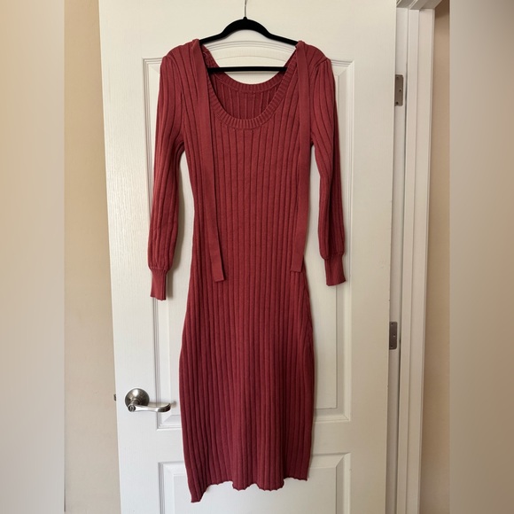 Vici Ribbed Midi Dress - Dusty Pink - Picture 7 of 11